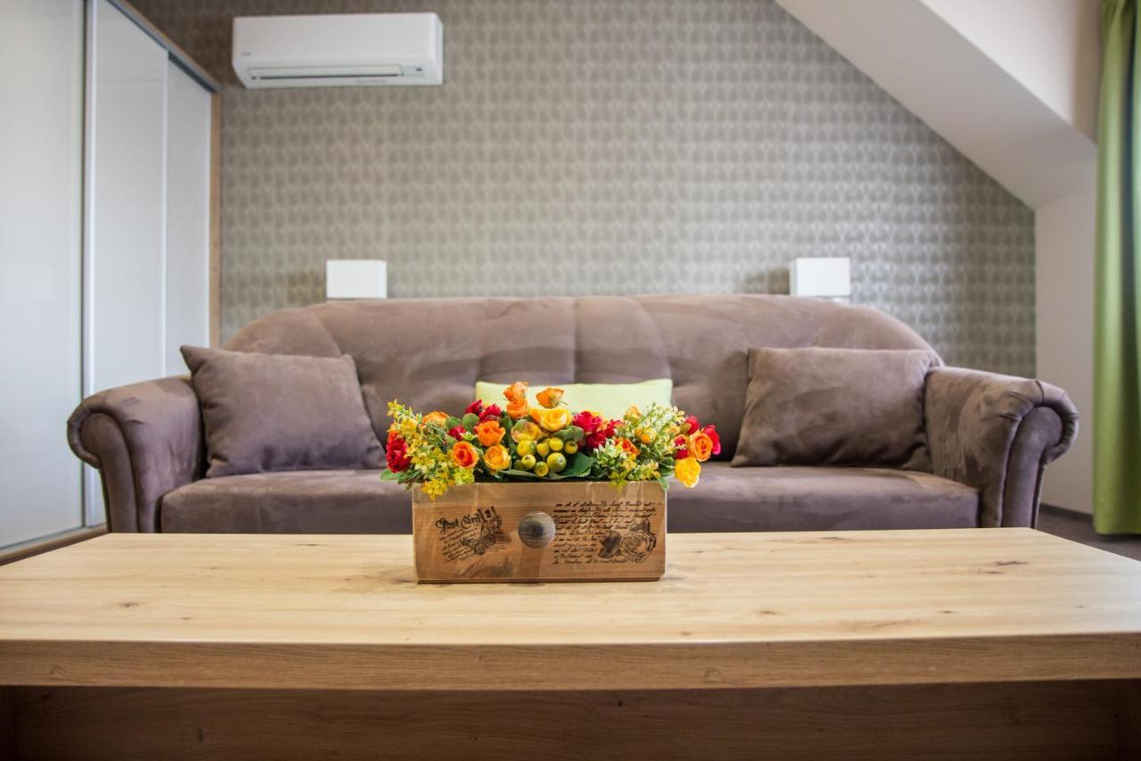 Veres Motel Veresegyház Zewnętrze zdjęcie