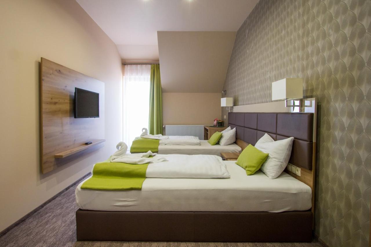 Veres Motel Veresegyház Zewnętrze zdjęcie