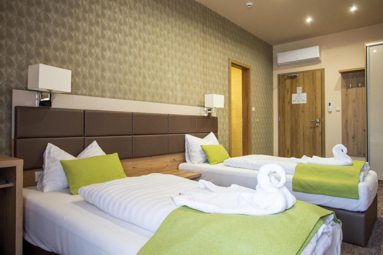 Veres Motel Veresegyház Zewnętrze zdjęcie